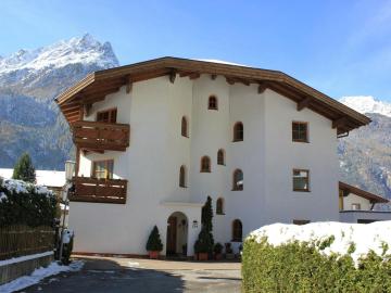 Spacious Apartment in L ngenfeld with Terrace