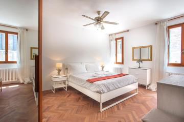 Venice Near San Marco 7 pax WiFi 2 Bedroom