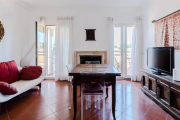 ANNIA HOUSE