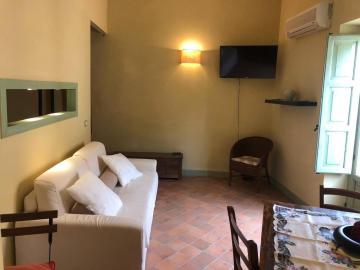 Alhambra , Nel Cuore Pulsante Di Trapani