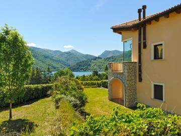 Alluring Holiday Home in Scanno with Garden