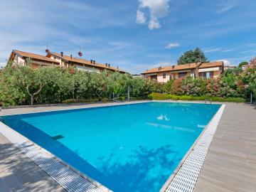 Magnificent Holiday Home in Bardolino with Private Pool