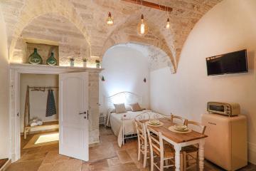 Domus Petra 96