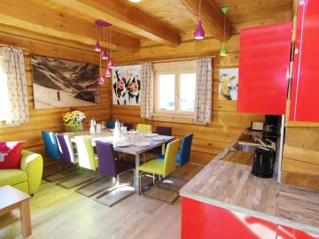 Chalet in Kaprun with bubble bath, Sauna, Balcony, Terrace