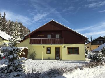 A beautiful villa at the Lipno Lake with ski pistes at walking distance