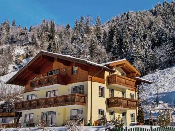 Modern Apartment in Gro arl Salzburg with Sauna