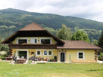 Modern Apartment in Sankt Michael im Lungau