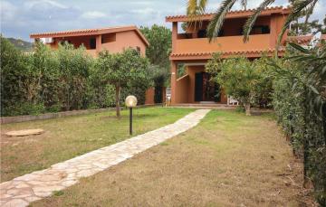 Beautiful apartment in Costa Rei -CA- with 2 Bedrooms and WiFi