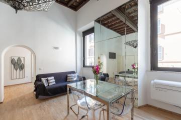 iFlat Bright apartment near Piazza di Spagna