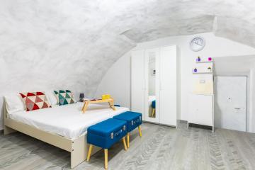 Riviera di Chiaia Studio Apartment by Wonderful Italy