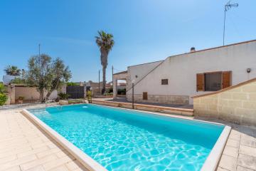 Villa Calachianca by BarbarHouse