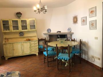 Appartamento in centro a Cannigione