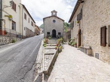 Lovely apartment in Umbria close to the centre