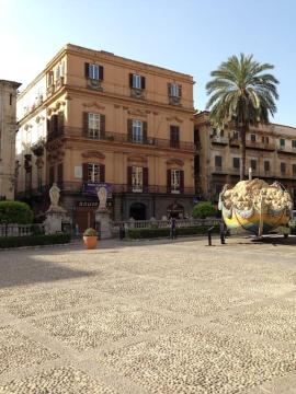 Prince Asmundo's apartment