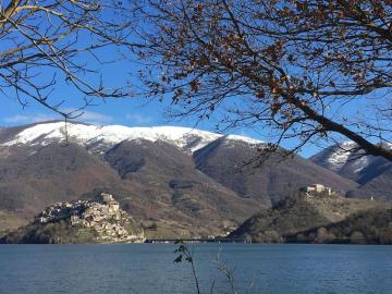 Casa sul lago Nonna Gio'