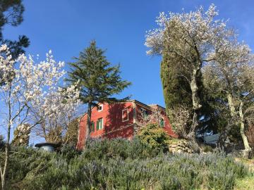 Piccola casa toscana con vista mozzafiato ed idromassaggio