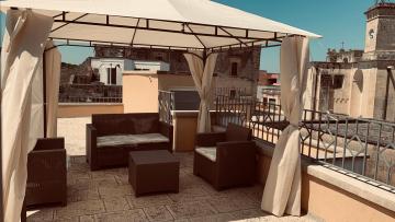 IMPERIAL APP. Terrace & more