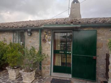 Assisi Poggio delle Fate a San Gregorio d'Assisi, con posto auto