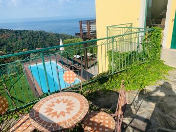 Corner of Paradise Moneglia