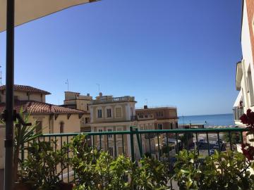 Ostia Bed and Beach