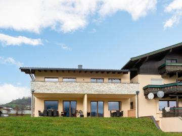 Group apartment in Piesendorf with barbecue