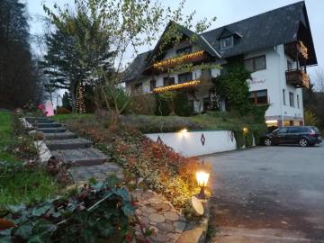 Pension Arkadenhof