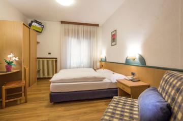 Hotel Garnì Ai Serrai