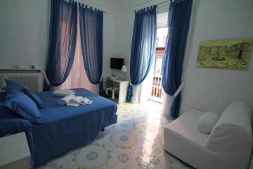 Le Vie Di Napoli B&B