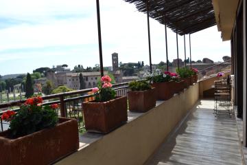 Penthouse Cardello Colosseum