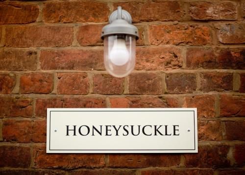 Honeysuckle Cottage, Drift House Holiday Cottages