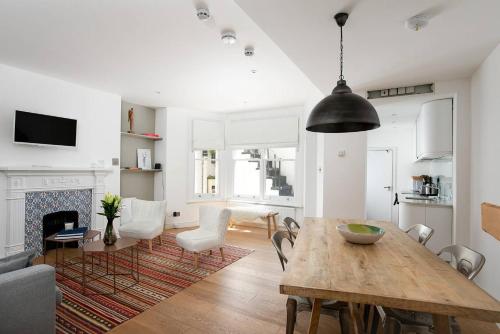 GuestReady - Stylish 2BR Home in West Kensington 4 guests