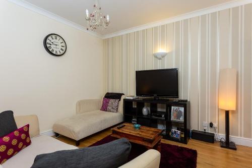 Comfortable Flat Near Liverpool Street With 2 Bedrooms