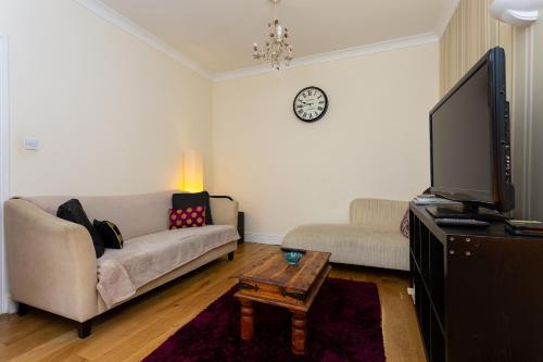 Comfortable Flat Near Liverpool Street With 2 Bedrooms