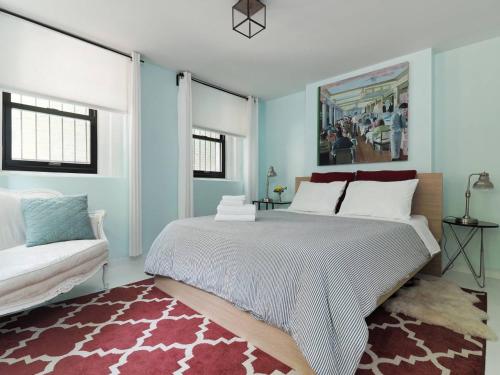 Cheery 1-BR in the of Shaw 2 blocks to subway