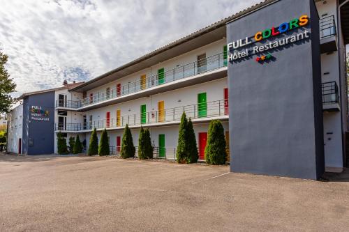 Hôtel Full Colors