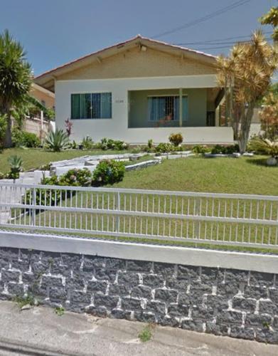 Casa de temporada Casa P6 pessoas Praia dos Ingleses e Santinho 082 é boa?