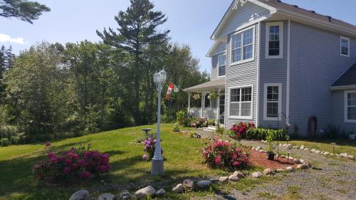 20 Acre Woods Bed and Breakfast