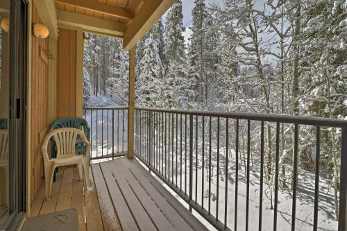 Winter Park Condo with Hot Tubs, 3 Mi to Ski Resort!