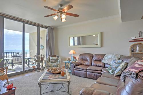 Beachfront Bliss on Dauphin Island with Pool Access!
