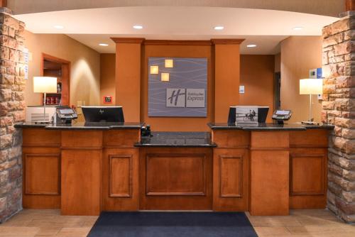 Holiday Inn Express Hotel & Suites Nampa, an IHG Hotel