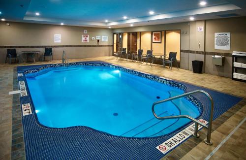 Holiday Inn Express and Suites Timmins, an IHG Hotel