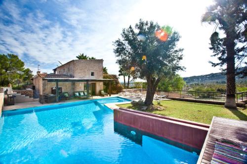 The Perfect Luxury Villa with Traditional Charm, Ibiza Villa 1012