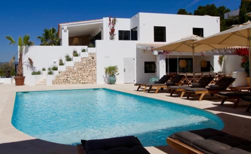 The Perfect Luxury Villa with Sensational Sea Views, Ibiza Villa 1063