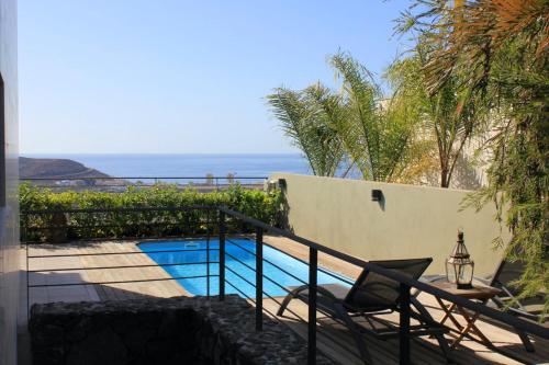 3 bedrooms villa with sea view private pool and wifi at Costa Adeje 2 km away from the beach