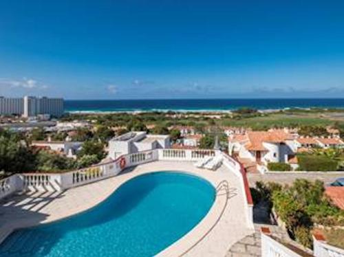 Casa Lucia - 2 bedroom family villa with large spacious pool area - Sea views