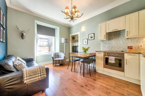 Heart Of The City Apartment: Next To Waverley Station