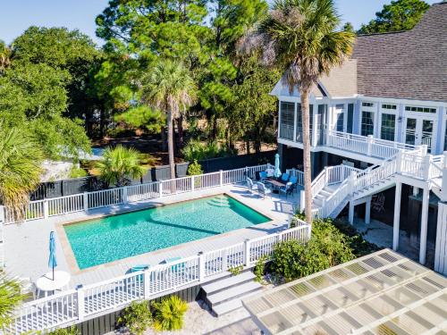 114 W Huron - Sand Castle - Saltwater Pool - Heated upon request
