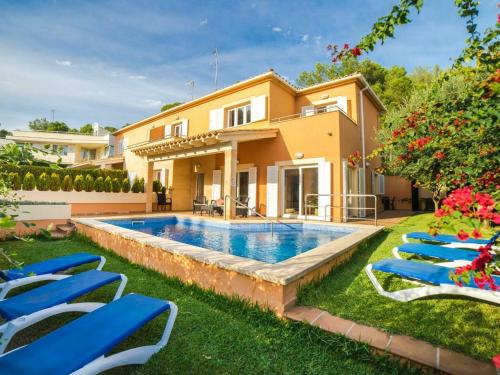 Spacious Villa with a Private Pool in Alcudia Majorca