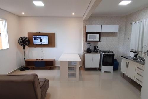 Apartamento Apartamento 50 m da praia da Guilhermina - Totalmente Remodelado - Conceito Amplo - Perto de tudo Menor preço em Apartamento Apartamento 50 m da praia da Guilhermina - Totalmente Remodelado - Conceito Amplo - Perto de tudo