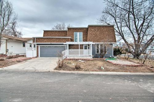 Broomfield Home with Deck and Patio, 14 Mi to Ski